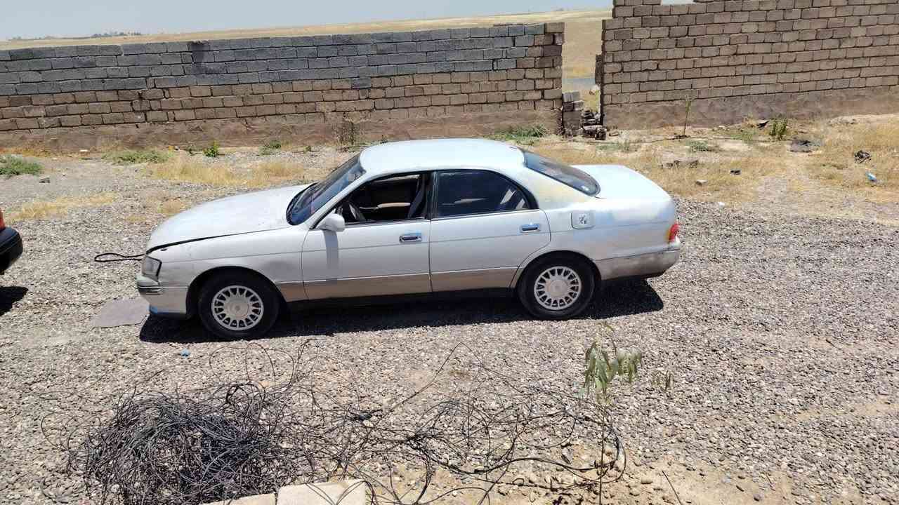السلام عليكم سيارتين اريدهن مراوس بملكه نضيف الزركه كير ومحرك شرط جدد مالات كورله والبطه كير ومحرك هم شرط العندو ملكه نضيف اراوسو 
***********
