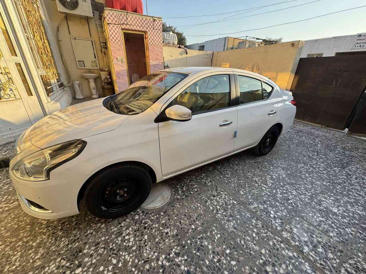 سلام عليكم 
سني موديل 2025
سياره زيرو ماشيه 2000
كفاله عامه من كلشي لا خدش لا رصه 
لا بارد لا صبغ 
اربيل باسم شركه تريد تحويل وكاله بكيفك 
مكان السياره بغداد 
السعر 129 
***********
