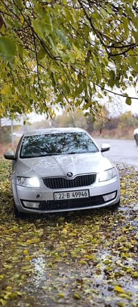 شکودا اوکتافیا ٢٠١٤ بێ بۆیاخ  مەکینەی نەکراوەتەوە زۆر توند و تۆڵ و بێ ...