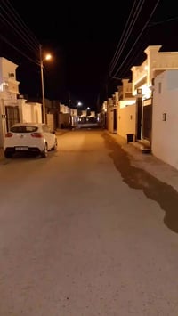 شارع ٤٠ • ٢٥٠م • ٤غرف