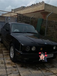 ‏بي 535 عليها مكينة 528 سيارة جاهزة كل شيء جديد السعر خاص07518800510