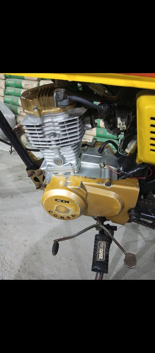 السلام عليكم دراجه ارشا للبيع موديل ١٦ اوراق نضيفه شوفت عينك السعر 370وبيها مجال مكاني واسط قضاء الزبيديه ‏‪***********‬‏
