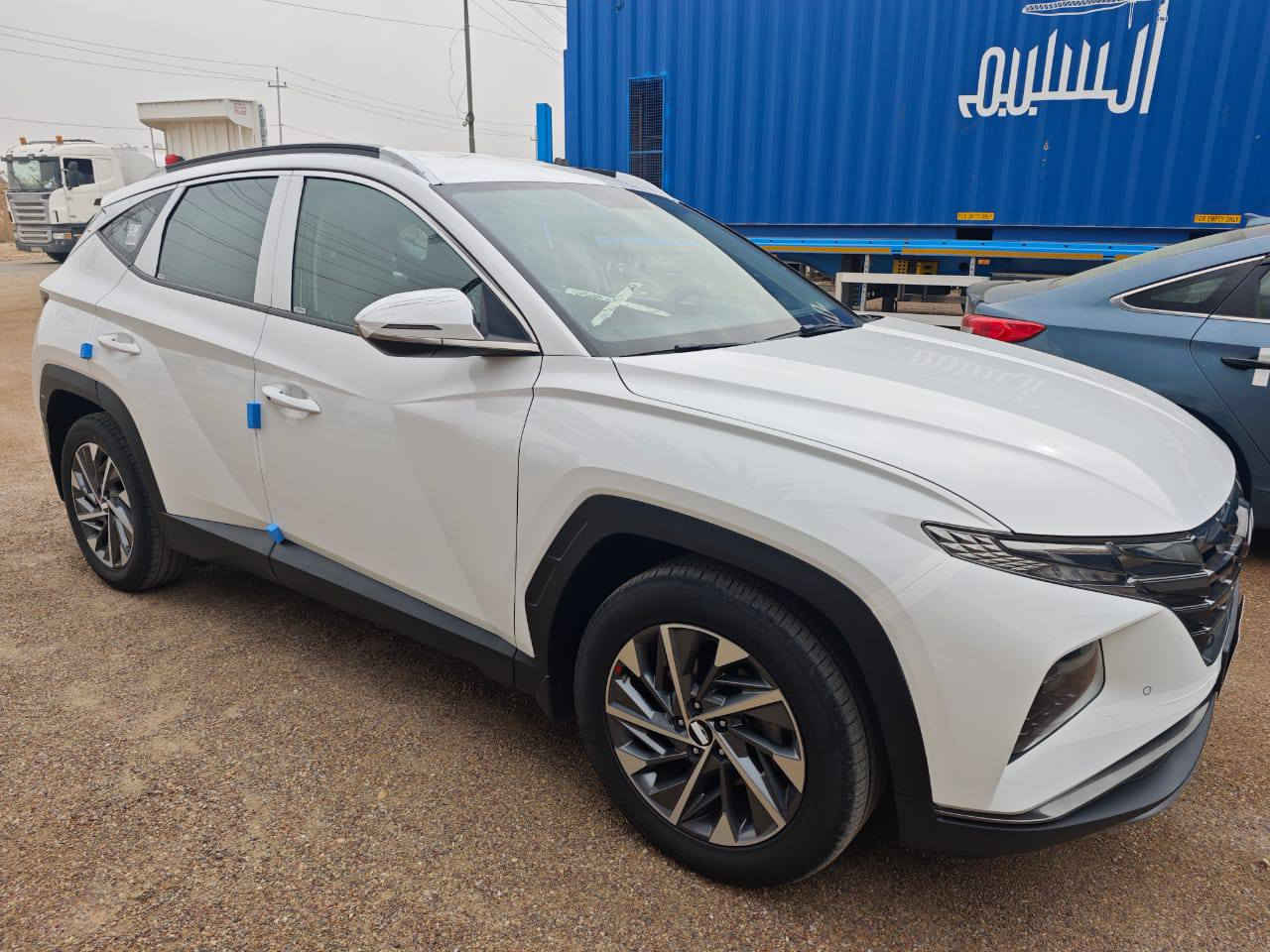 هونداي توسان 2022 خليجي
كفاله عامة من ضربة وصبغ وتبديل 
ماشية 66 حقيقي  
فول مواصفات ماعدة البانوراما 
4 بصمات 
داخل اوف وايت 
كشنات 2 كهرباء + جلد 
مود درايف  3 انظمة قيادة 
هندبريك بصمه 
شاشة كبيرة كار بلي 
تبريد قطعتين 
مري شفط 
اشاير ترحيب 
بردات خلفية 
شحن لاسلكي +3 منافذ شحن 
حساس امامي خلفي 
اريل نفكيشن 
مانع انزلاق 
لد نهاري + لايت زنون + لد عند التدوير يمين ويسار 
سبير منازل + بردة صندوك 
محرك وكير كفاله بوضع الشركة 
تايرات الشركة جواها 
بيها كم شخط كلش بسيطات بل بنيد اثر خباثة موضحات بل صور 
السعر 210 وبها مجال 
مكاني بغداد التاجي 
***********
