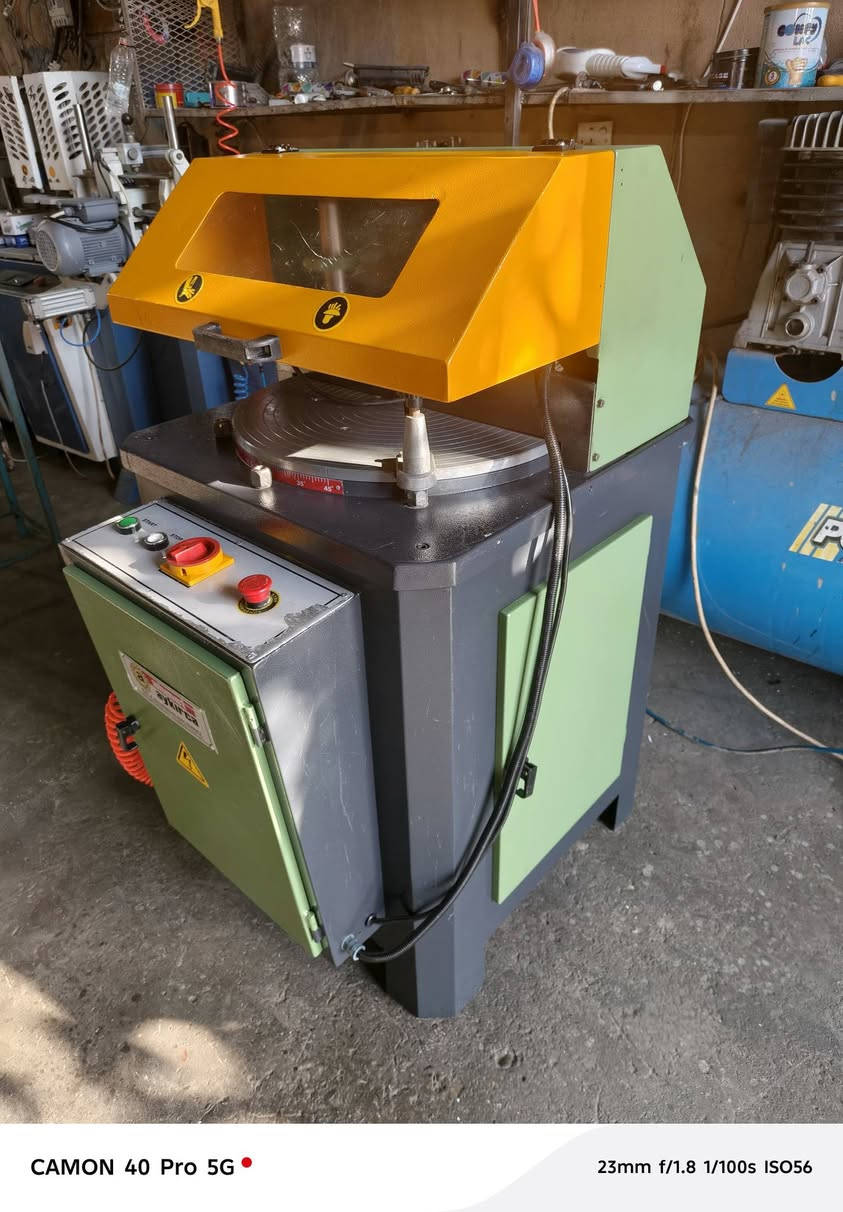 معمل احمدي سنكل لل بيع المكان سليمانية يوجد توصيل لعد جميع المحافظات العراق ***********
