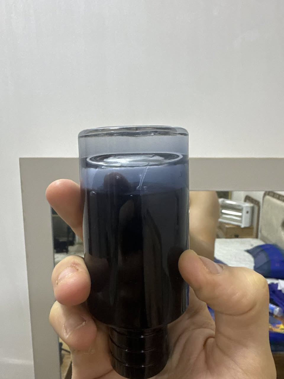 عطر ديور سوفاج 100ml edp مستخدم منه 15% اصلي 100 الف للتواصل ***********
