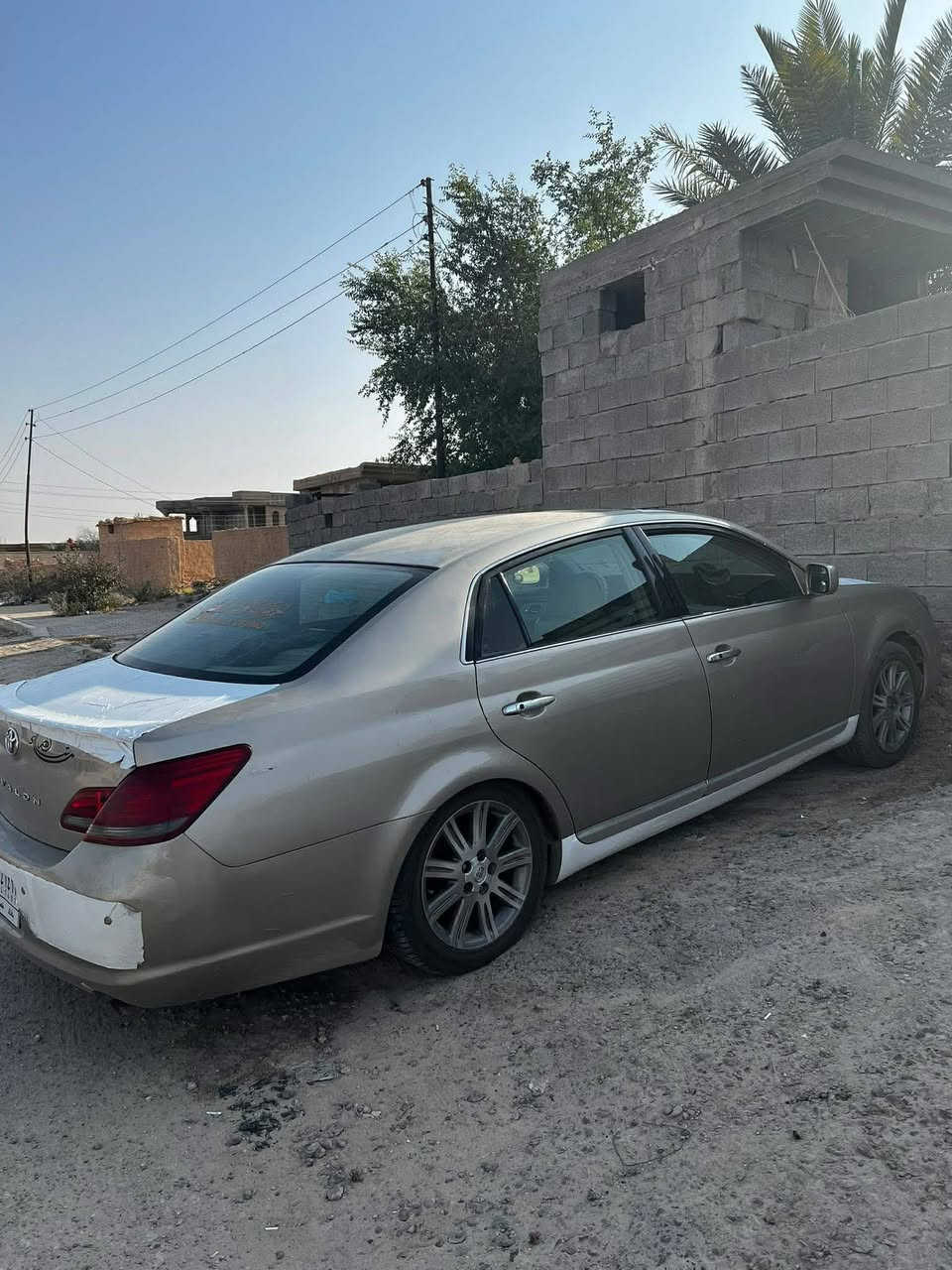 السلام عليكم للبيع افلون 2008 خليجي فول مواصفات رقم بغداد
بيها رش 3 قطع  دواخل مابيها 

گير ومحرك شرط  محرك شادلها مال 2017 قبل سنتين

السعر 113 وبيها مجال 

للأستفسار ***********
