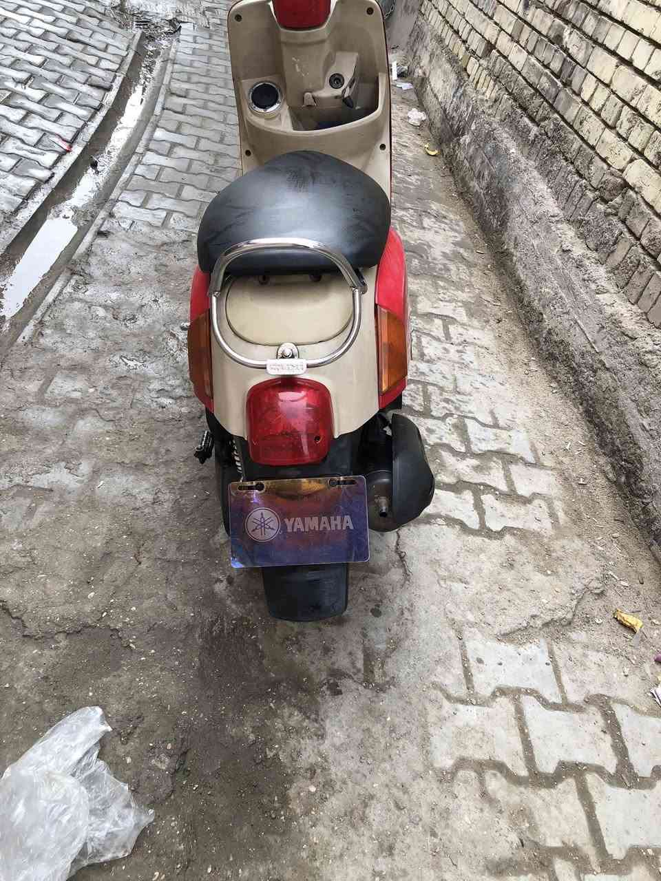 بوليس كابريتى بيهى ونه بالاكسل فقط
مكينه مكفوله لا نضوح ولا صوت ولا دخان ناعمه مبدله لاستيك ولف فقط 
كفرات بلاديه نضافتهن ٩٠ بل 💯 ختم واحد 
كهربائيات كله شغاله منطول لطول 
دبلات تايرات لوك طسه ناعمه كلش 
سعر 500 الف بيهى مجال قليل استفسار اكثر اتصال ☎️ *********** بغداد الكريعات
