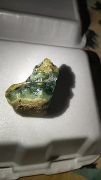 حجر • للبيع