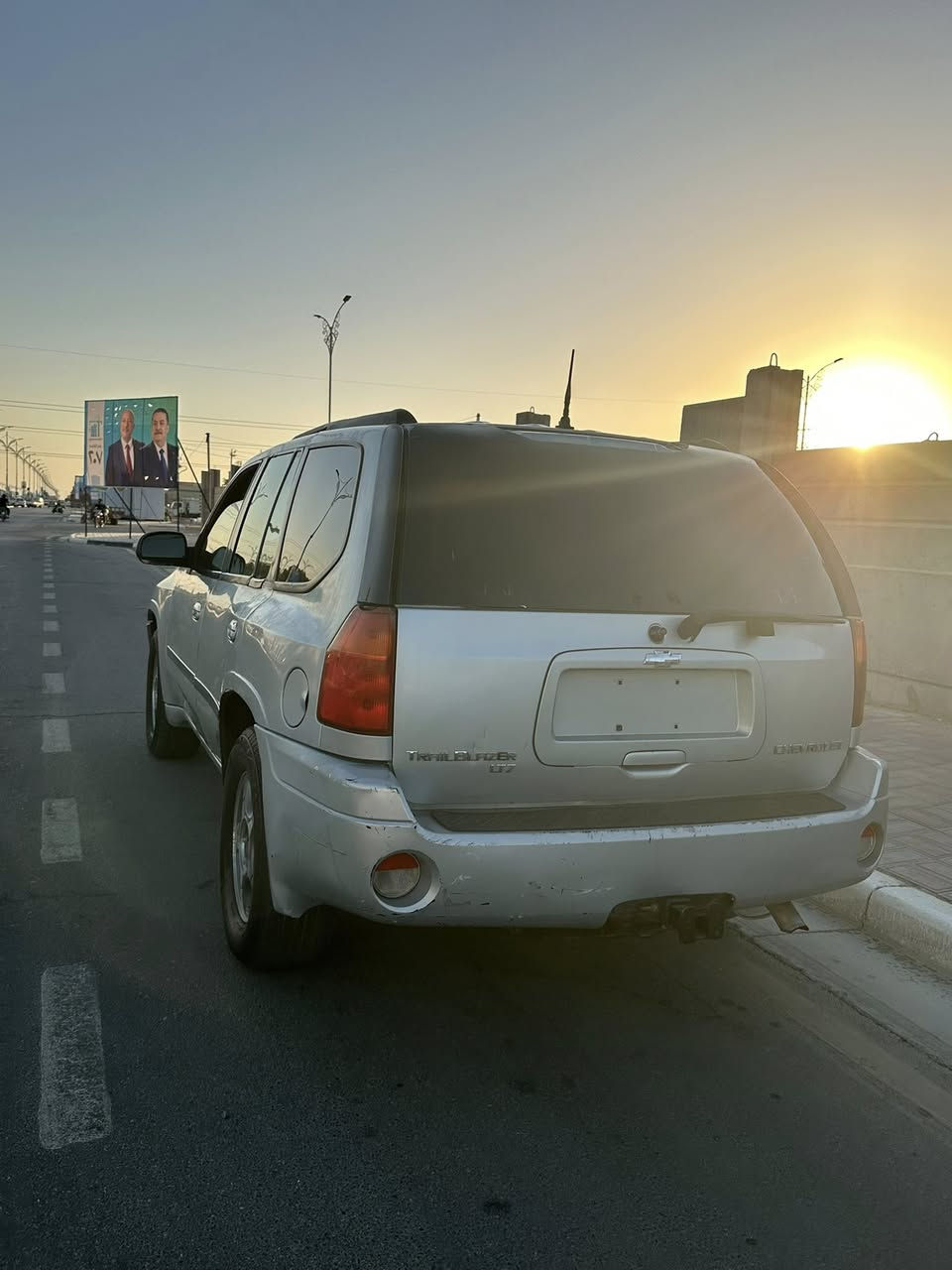 للبيع شوفر جمسي انڤوي 2008
مزاد وزارة الداخليه وبيها كتاب مزاد تفتر كل العراق بيها 
السعر 65 
بيع او مراوس بأدوات 
للأستفسار خاص موجود


**إذا كنت صاحب هذا الإعلان وتريد حذفه لأي سبب، رجاءا أرسل رسالة إلى الدعم الفني**