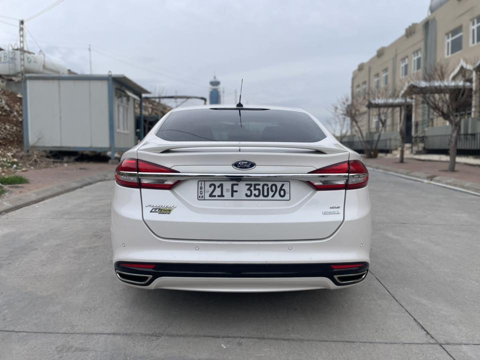 الصيانة والبيئة وطرق الطريق الجديدة حتى   2029.                                     

فورد فيوجن Titanium SE موديل 2017
 • مقاعد كهرباء
 • تبريد وتسخين
 • شاشة كبيرة + 3 شاشات
 • جير أوتوماتيك
 • وضعيات قيادة (عادي / سبورت)
 • تبريد مركزي
 • تحكمات على المقود (ستيرنغ كنترول)
 • فتحة سقف (سلايد)
 • مرايا جانبية كهرباء مع تسخين ومقاومة للضباب
 • بصمة تشغيل
 • تشغيل بدون مفتاح (شغال)
 • فتح وغلق النوافذ والسلايد عن طريق الريموت
 • أربع مقابض أبواب كروم
 • كاميرا خلفية
 • إضاءة أمامية وخلفية LED (Titanium)
 • محرك 2.0 تيربو
 • (المحرك مفتوح على الشرط
البونية متبدلة للشركة)
 • نظام مانع الانزلاق (Traction Control)
  السيارة طلب خاص، وهذا الموديل غير متوفر في أي مكان، والسعر المطلوب    $152 
سيارة جميلة واقتصادية

📞 0770 047 4047
