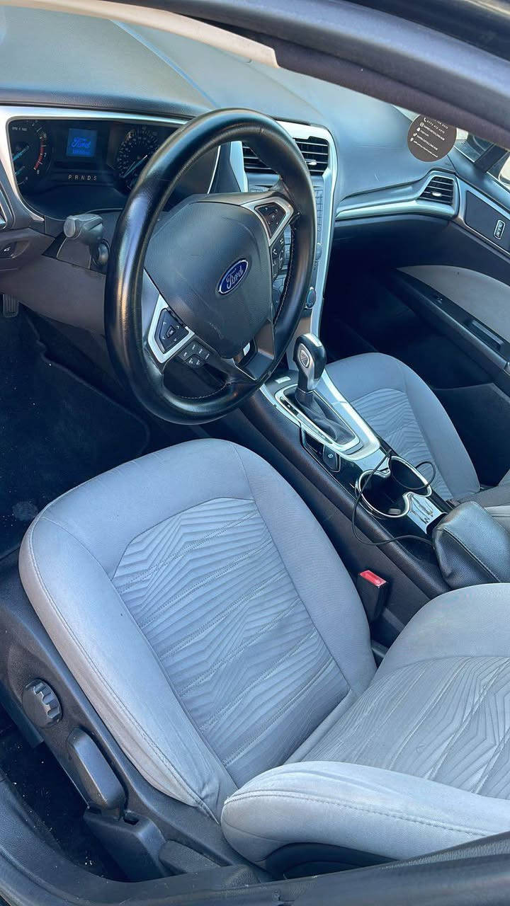 Ford fusion 2.5 2016
***********
یەک پارچە و پەڵەیەک بۆیاخی هەیە 
١٠٠ هەزار ڕۆشتووە و هەموو شتێکی بە شەرت  
پێش و دوا و بۆیاخ و گێڕ و مەکینە بە شەرت 
سەنەوی تا ٢٠٣٠ تازەیە 
هەموو سێرفسێکی تازە بۆ کراوە
***********
سعری ١١٥$ السليمانية, العراق
