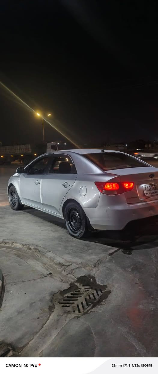 ياالله سيراتو موديل 13 خليجي بيه بينيد وقماره وجنطه وشويه باب وتكمه اثر جراد سياره حلوه وكاعده ترايك وين ماجان سياره مال عيشه مابيه اي نقص العنوان واسط قظاء العزيزية مكلف بنشر الاستفسار الاتصال على الرقم ***********
