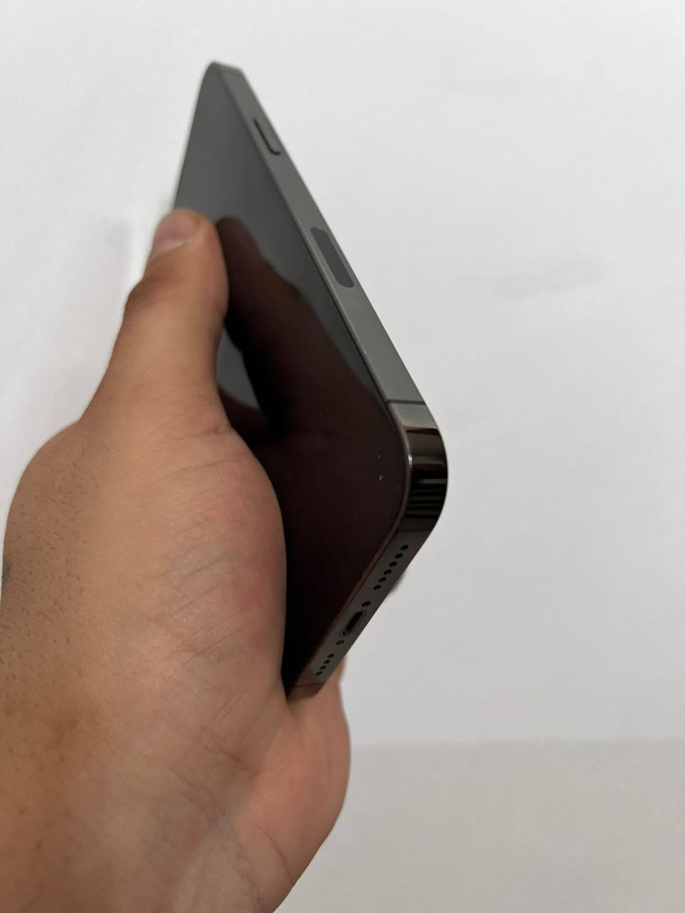 ايفون 13 برو ماكس اذكره 256 بطاريه 82 جهاز وتر اكفله الك حته من الزلغ يوجد توصيل لكل العراق تفحص وصعده حاسبه وتقتنع يله سلم فلوس عنواني بغداد بلديات قريب عليه تجي تاخذه من البيت ضمان مو يوم واحد شهر كامل حتلو اتمل من عنده رجعه السعر 660 بي مجال قليل الاستفسار واتساب ***********
