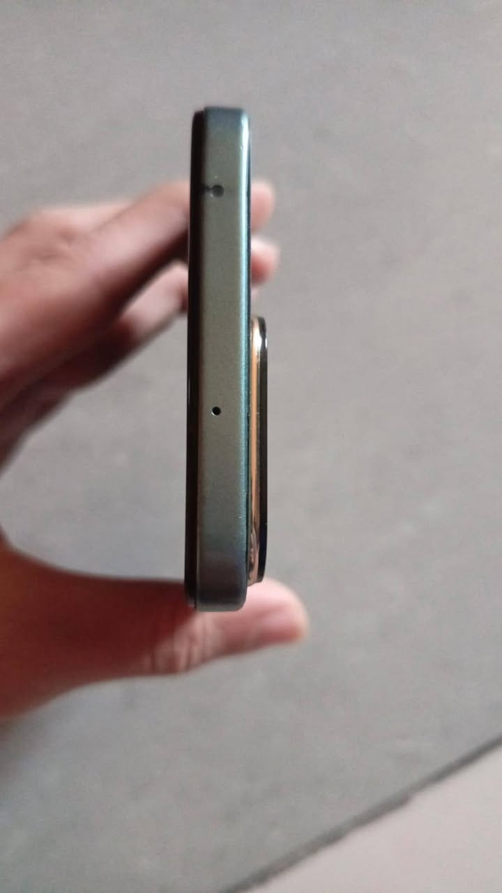 جهاز HONOR X7c للبيع فقط يجي وياه فقط شاحنه جهاز شغال كلشي مابي فقط ضربات بسيطه بل حواف يطيرن بس تخلي كفر مكاني بغداد دوره ابو دشير *********** وتساب سعر 120 الف
