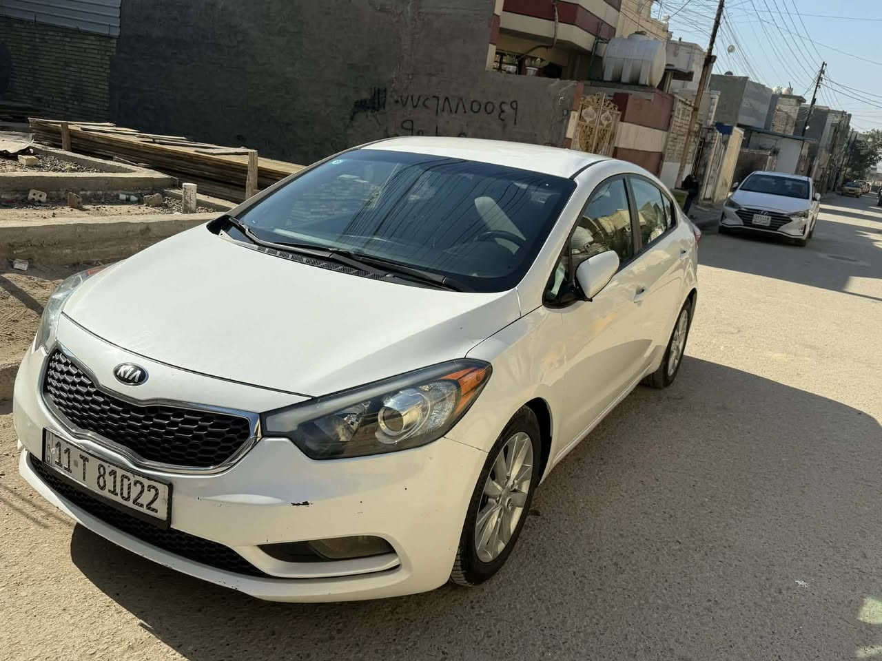 السلام عليكم
كيا فورتي كلين كفاله صبغ تبديل حته الدعامتين كفاله عده بارد باب العبري بارد فقط لا غير ليبل واحد السياره شاصي لغد كفاله فتح كفاله كلشي بيهه كفاله مكينه كير صدر تخم تاير كله وضع شركه موديل2016نص فول 
مكينه 1800دوش 
اشاير مري 
تحكم استيرن 
شاشه وسط 
كامره خلفيه 
مودات سياقه 
رقم بغداد انكليزي هزه جديده سنويه جديده تحويل ثاني يوم
السياره احلا من الصور 
السونار مرفق 
للبيع السعر 123وبيهه مجال قليل 
ولي ما يعجبه السعر يعبر المنشور وكلشي اكو بل سوك التصال على الرقم ***********
المكان بغداد
