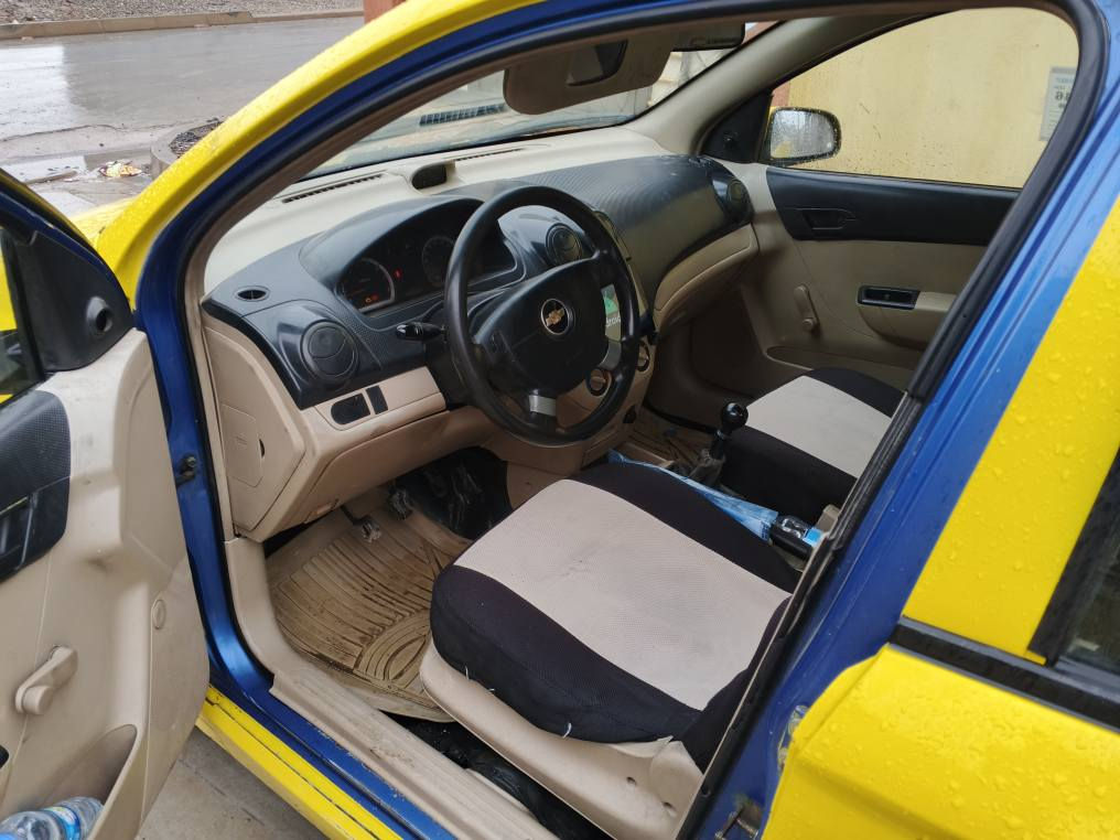 افيو للبيع 2009 رقم نينوي شرط التحويل ***********
