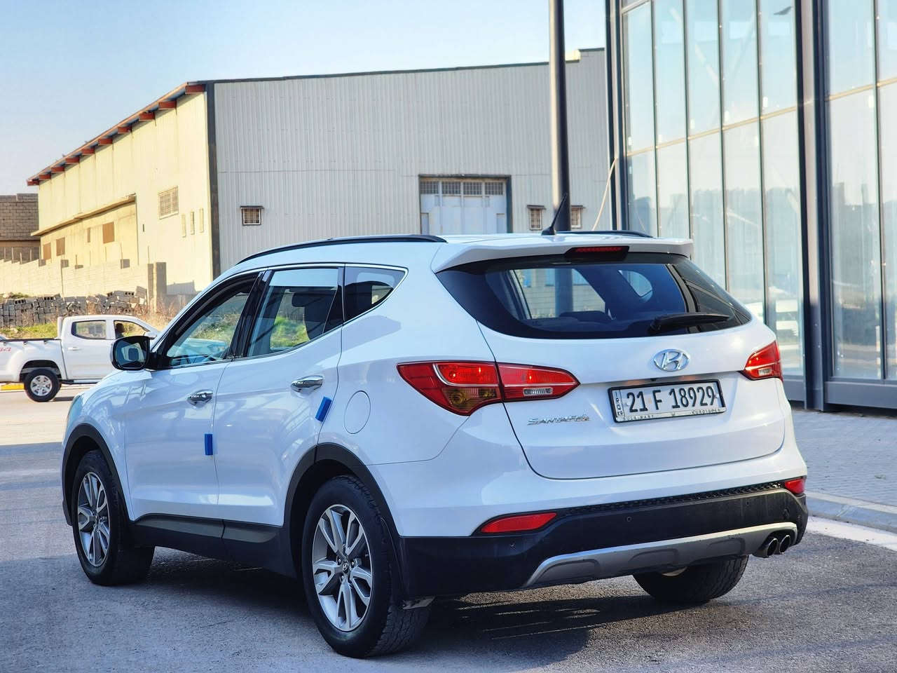 السلام عليكم ..فقط بيع بدون مراوس مكان السياره #سليمانيه
سنتافي خليجي موديل 2013 مكينه 2400 دوش خليجي اربعه سلندر السياره نظيفه وحلوه خاليه من صبغ عدا شبرين بارد خفيف ..سياره جاهزه تخم تاير حداديه صدر كير ومكينه ارقام وسنويه جديد بسمنه 
مواصفاتها 7راكب 3 مقاعد 3 قطع تبريد مركزي ليد امامي حاسه خلفيه تحكمات ستيرن دواخل فورميكا ويكلب كروم 3انظمه قياده ....السعر 148$$ورقه وبيه مجال بسيط لشراي 
الرقم *********** واتساب موجود
