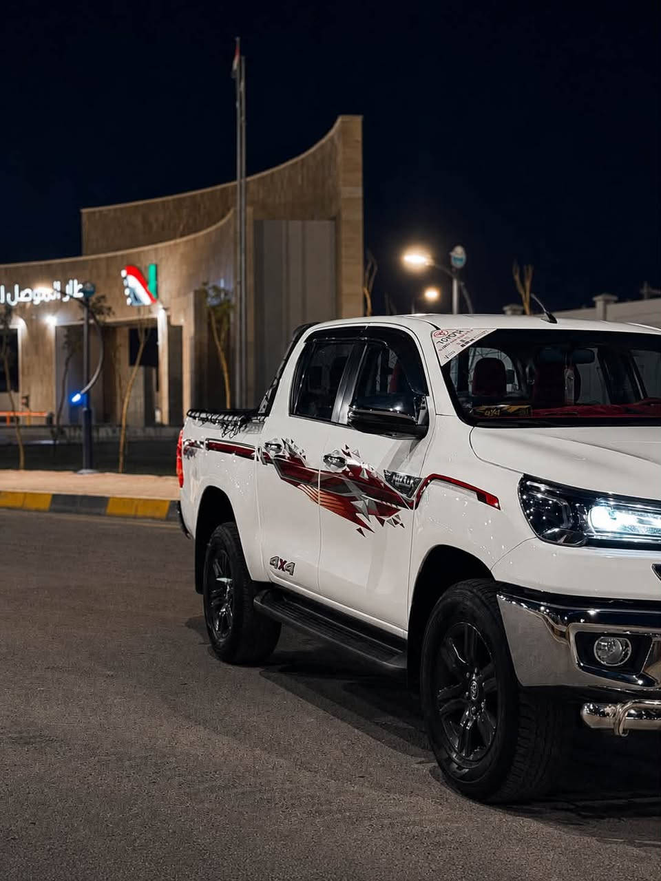 السلام عليكم
السيارة للبيع فقط بدون مراوس بيكم هايلوكس عالي
السيارة موديل 2022 فول مواصفات شركة جيهان السيارة بحالة الوكالة كلين تايتل بس بيها رصعتين خفيفة صغيرة
السيارة ماشية 54 الف 
المواصفات : 
سيارة فول ويل
جامات 4 اوتو 
لايت اليدي زينون + كشافات ضباب
مريات شفط + اشارة ترحيب عند دخول
شحن وايرس
كشنات تدفئة وتبريد
قطعتين تبريد
الشاشة كبيرة تدعم ابر كاربلي + اندرويت اوتو
كاميرة خلفية + حساسات 
بصمات ابواب 
مثتب سرعة كروس كنترول
تحكومات ستيرن 
وباقي مواصفات الهايلوكس معروفة
السيارة مرقمة اربيل رقم مميز  السيارة باسمي تحويل مباشر  + سيارة هزتها جديدة 2027
مكان السيارة : موصل 
للاستفسار اتصال : ***********
سعر السيارة : $315 وبيها مجال بسيطة
ملاحظة : اذا مو شراي لا تتصل رجاءً السيارة نظيفة وكدام العين
