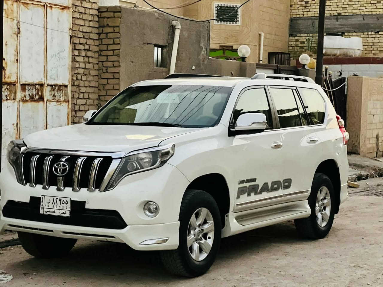 السلام عليكم
 برادو موديل 2015 رقم بصرة كويتية السيارة السيارة نضيفة جدا فول مواصفات دبل تانكي
السعر 310$ وبيها مجال
للاتصال ***********
