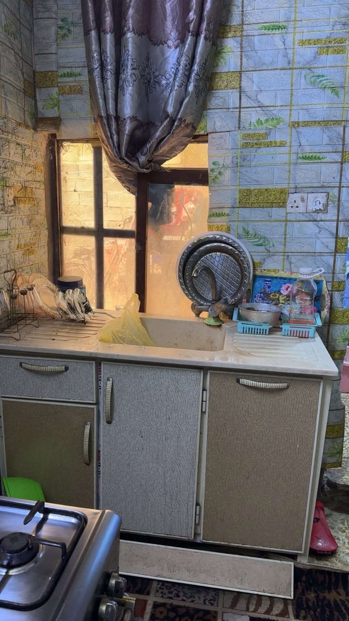 السلام عليكم بيت للبيع تجاوز 76  متر قطعه مربعه استفسار خاص او على رقم ***********
