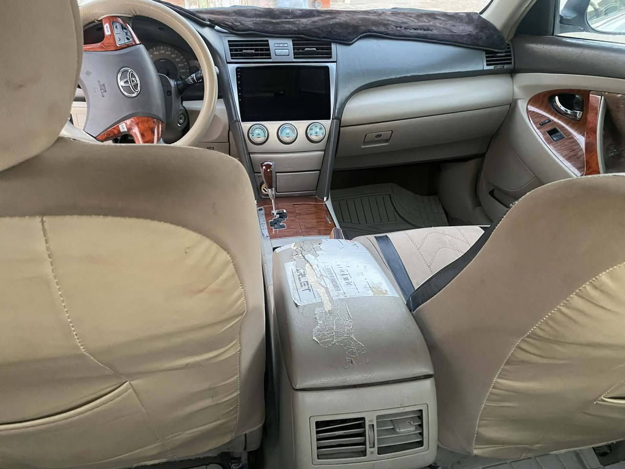 السلام عليكم 
كامري 2008 محدث 2011
كير محرك شرط تبريد 
سياره نقصها صدر 
اربع قطع بيها بدون دواخل 
شاشه كامراء 
السعر 90 
المكان سامراء التفاصيل مكتوبه


**إذا كنت صاحب هذا الإعلان وتريد حذفه لأي سبب، رجاءا أرسل رسالة إلى الدعم الفني**