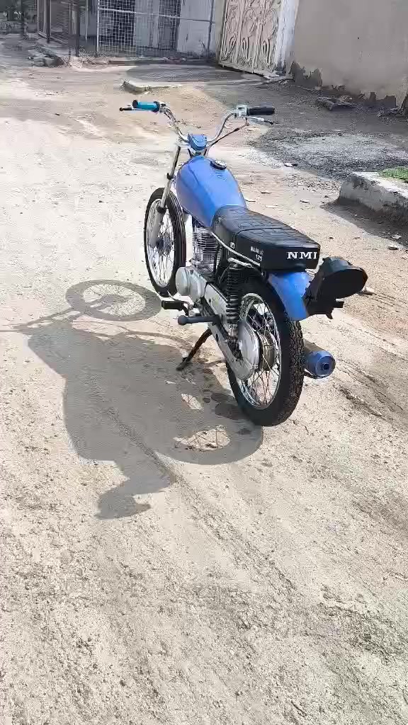 سلام عليكم دراجه نامه للبيع 20025 مكينه ما مفتوحه كلاك بيه رقم شاصي مكاني القاسم 550وبيه مجال اتصال***********
