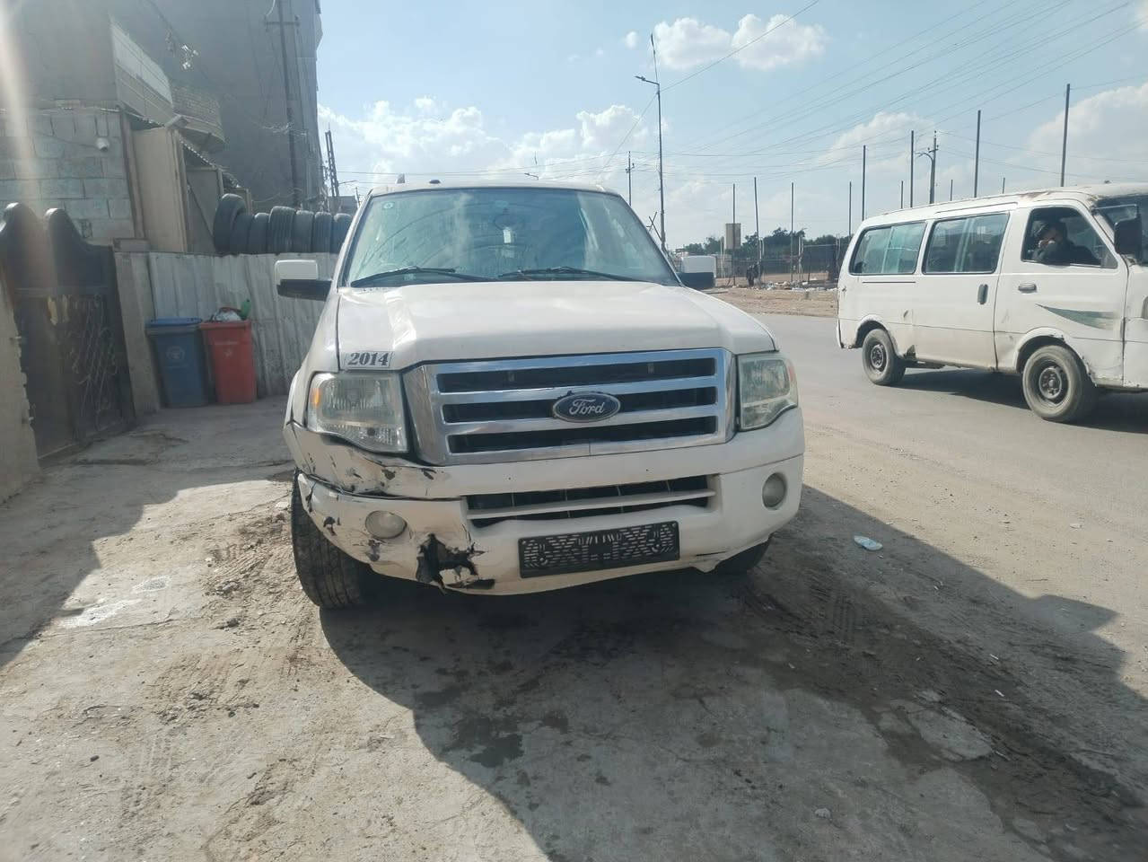 السلام عليكم فورد اكبديشن
2011  رقم بغداد أجرة
كير ومحرك لوك جديد
والضربة موضحه بالفديو
العنوان بغداد حي المعلمين
السعر53
للاستفسار الاتصال ع الرقم
***********
***********
