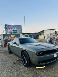 جالنجر sxt 2023 للبيع او للمراوس  بكوري او امريكي سونار موجود بصور  ما...