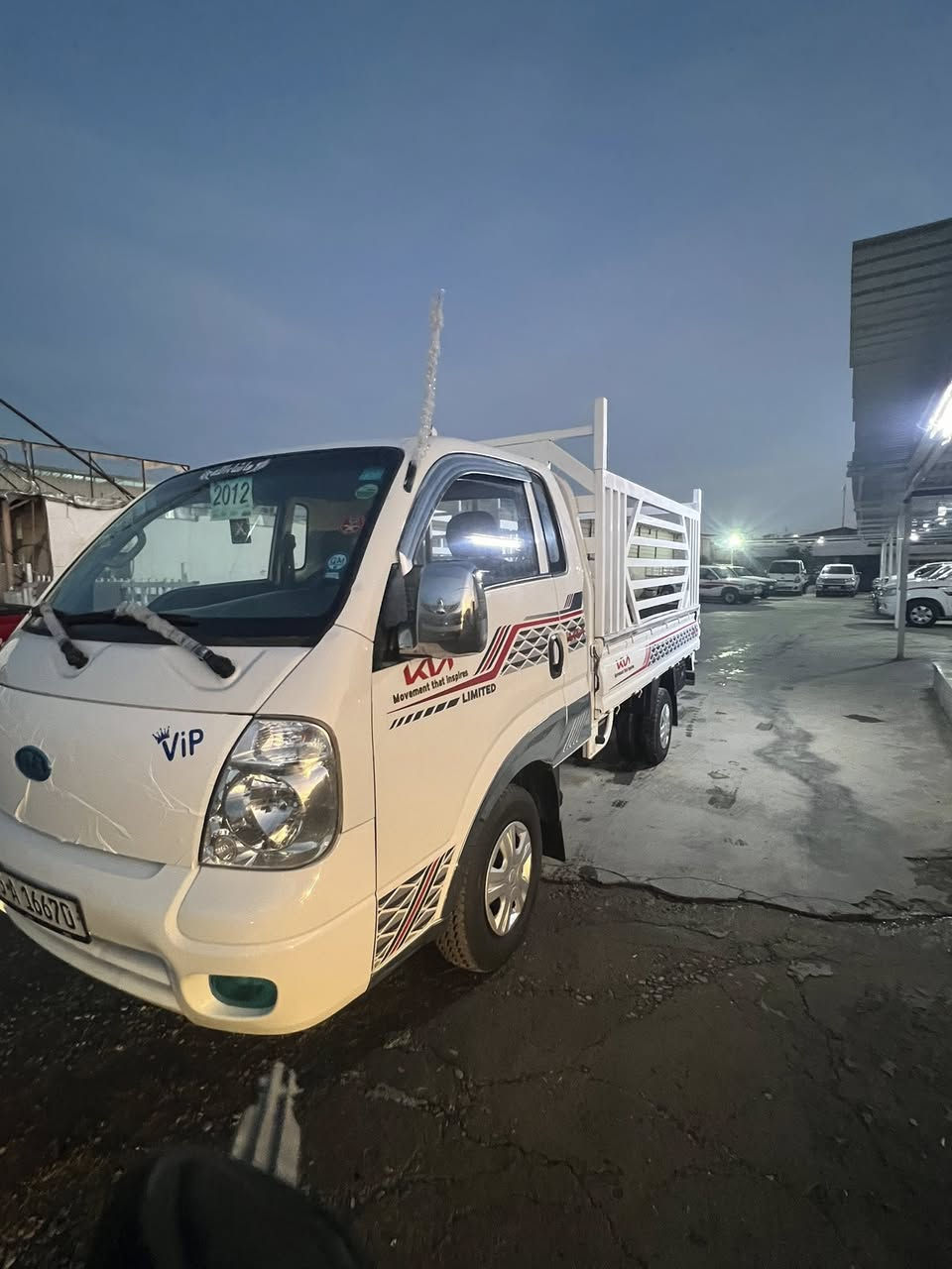 سلام عليكم كيا للبيع موديل 2012 ***********
لاصبغ لا ضربه حيل نضيف رقم إنكليزي 
كير مكينه شاصي شرط سنويه لحد ٢٠٢٧ 
بيها حصه كاز سياره مشالله سياره جاهز 
العنوان كركوك رقم هاتف ***********
