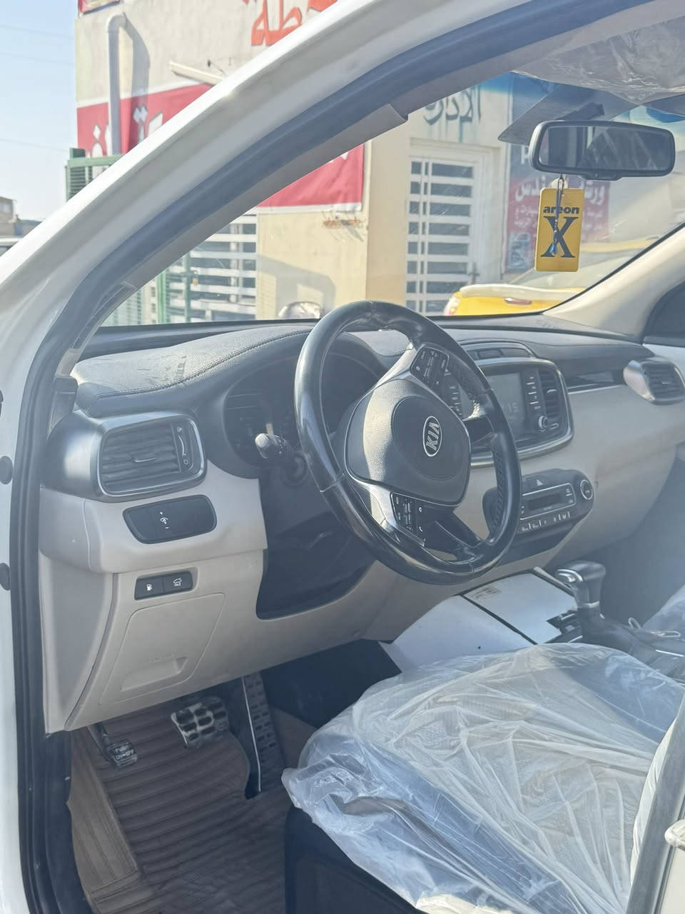 سلام عليكم للبيع او المراوس
كيا سورنتو موديل 2020 رقم قادسيه دولي مشروع وطني خليجي سياره سياره سورنارها موجود بالمنشور  جديده كلش 

مواصفات 

بصمه تشغيل 

كشنات جلد 

كشن كهرباءي متحرك 

شاشه كامره دواره 

تحكم استيرن جهتين 

مري شفط 

اشاير بالمري جنطه كهرباء لايت لد زنون 

ويل 20 جديد 

سبير ما نازل 

كتلوكات الشركه سياره جديده ع وضع شركه 

6 سلندر 7 راكب 3 قطع تبريد 

ماشيه 77الف 

سياره جديده وجاهزه مكينه وكير وحداده وتخم تاير وتبريد تدفئه 

مـكـان-ســياره-ميسان 

السعر205وبيها مجال 

***********

***********واتساب
