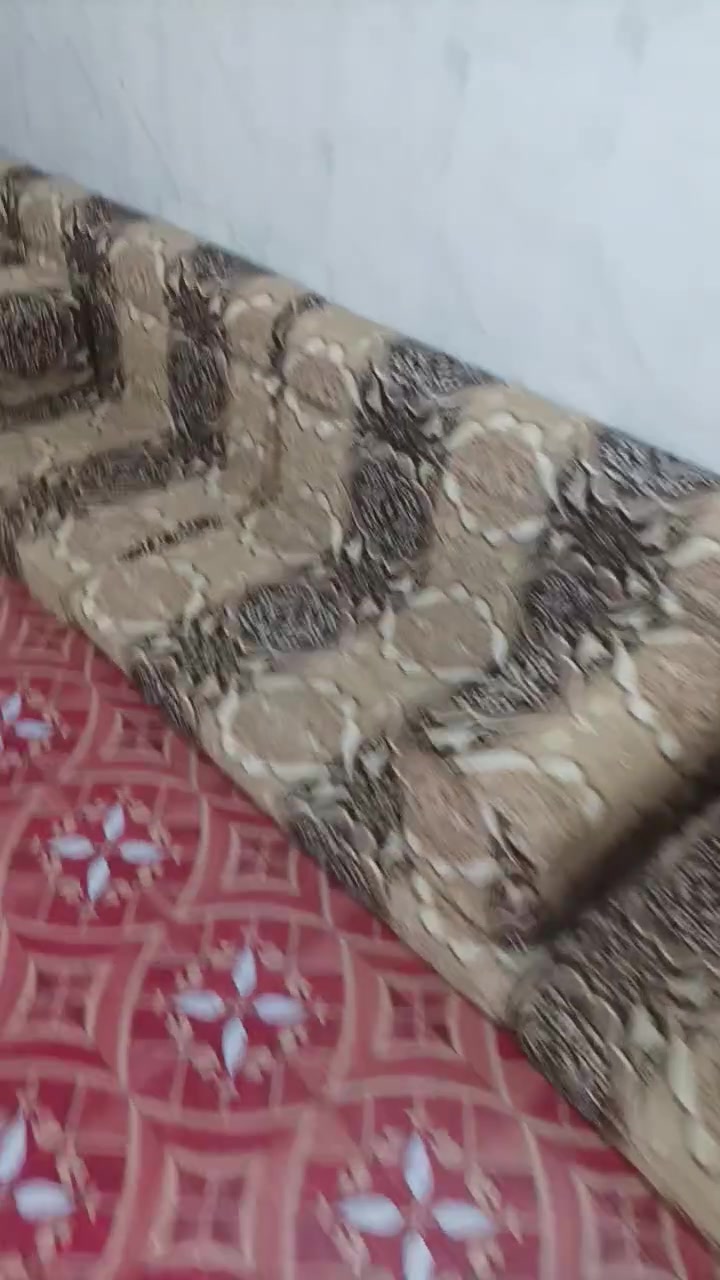 ثلاث جلسات للبيع كل جلسه 6 قطع كولهن 24 متر ب 250 اريدهن كولهن مكان حله براهيم الخليل


**إذا كنت صاحب هذا الإعلان وتريد حذفه لأي سبب، رجاءا أرسل رسالة إلى الدعم الفني**