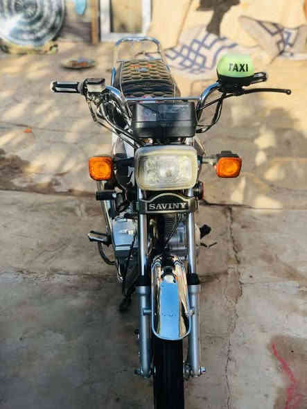 دراجه سيفان خمسه گير موديل 2020 اوراق اسكنر جديده وجاهزه من كلشي كهربائيات كله شغاله  سلف بصمه دراجه حلوه ومتعوب عليهاا السعر 650 وبيهاا مجال بسيط مكان الديوانيه قضاء الشاميه / رقم صاحب الدراجه اتصل عليه وستفسر منه *********** 
مكلف مكلف بلنشر .......
