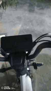 سلام عليكم باسكل شحن للبيع يرادله شاحنه وشوفو الفيديو شنون يشتغل بدفعه واتساب بس متواجد الاستفسار ***********
