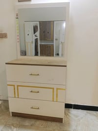 خرفه جديده لبيع سرير خزان فقط الكنتور بي ازرف