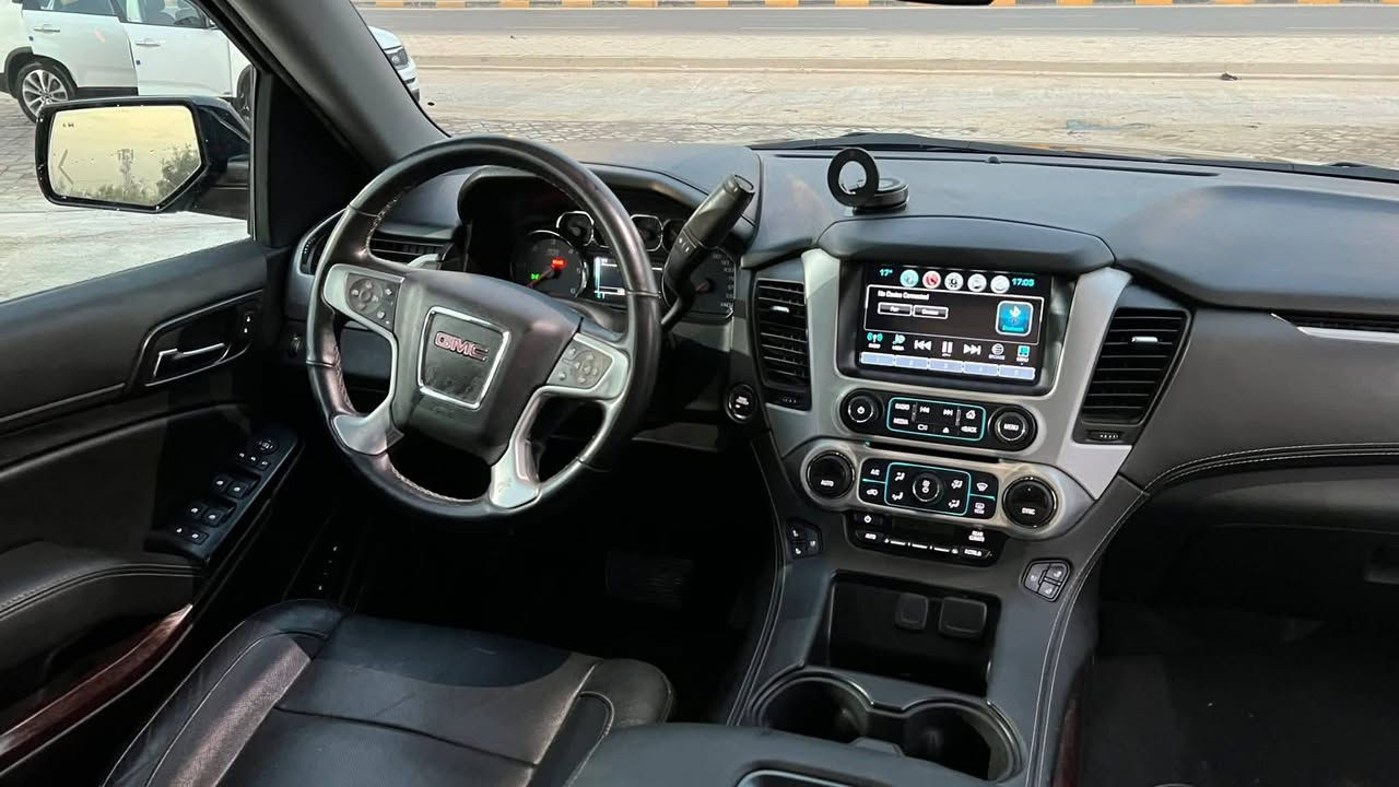 السلام عليكم
GMC 2019 slt
فول مواصفات 
ماشيه 100
رقم بغداد باسمي هزه سنويه كله جديد صار 4 اشهر
وارد امريكي حادث بسيط جاملغ مبدل بدون ايرباك شرط 
حداديه تخم تاير جديد جاهزه بدون اي نقص
سياره جديده ومال جناي بدون شخوط بدون رصعات 
موبايل ***********
مكان السياره الديوانية
