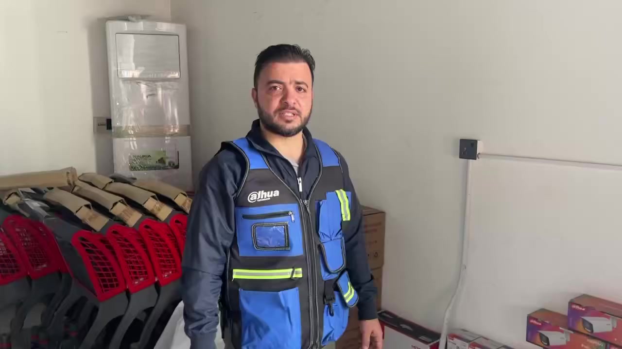 اعمالنا في بغداد التاجي
تم الحمد لله تنصيب 26 كاميرا 5 ميكا دهوا اصلي
مع كاميرات تصوير حتى ارقام النقود زوم نوع ماركة دهوا
خاص لأصحاب الصيرفات والمحلات التجارية

المواصفات
اعلى العروض وافضلها مع خاصة الذكاء الاصطناعي والزوم
منظومة دهوا تجميع باعلى المواصفات دقة 5 ميكا

📌المواصفات
🔺 كاميرات دقة 5 ميكا نظام كلر صوت وصورة دهوا 
     اصلي لدات ( تصوير ليلي نهاري ملون حتى بدون انارة)

🔻 كاميرا زوم متغيره خاصة بالتعامل المالي دقة 5 ميكا 
    تدعم الصوت والفلاش زوم من 2.7 إلى 13 mm

 🔻جهاز XVR5232 i3 نوع دهوا يشغل كل انواع 
      الكاميرات ويدعم تسجيل الصوت مع تصوير الوجوه 
     والتعرف عليها بالذكاء الاصطناعي 

🔻هارد 8 تيرا اصلي .

🔺كيبل رولة  250م مسلح دبل تغليف ونحاس 
      ومقاوم كافة الظروف الجوية 

🔺جهاز UPS حجم 3000 نوع رايسنك
    
🔻بوكسات خاصة بالكاميرات لحماية الفيش من 
     الرطوبة والعبث وتعطي شكل لائق للكاميرات

🔻فيش كامله خاصة بالكاميرات

🔺كيبل اج دي مسلح 4k

🔺راك احفظ السويج يحتوي van للتبريد 

🔻ممكن ربط المنظومة على الانترنت وتراقيب وانت باي 
     مكان بالعالم

🔺ضمان سنه حقيقي

🔴لمزيد من المعلومات مراسلتنا على الخاص او الاتصال على الرقم
***********
***********مهندس محمد
