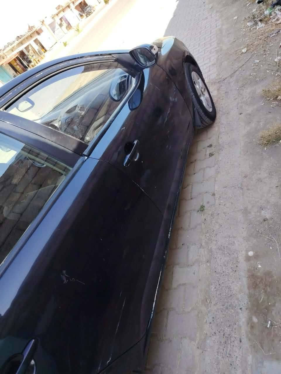 السلام عليكم من رخصت لادمن مكلف بل نشر فورتي 2010سياره حلوه مال شغل ومال بيت بيها 3قطع ستفسار تصال علا رقم ***********مراوس هم يرهم حسب لقناعه
