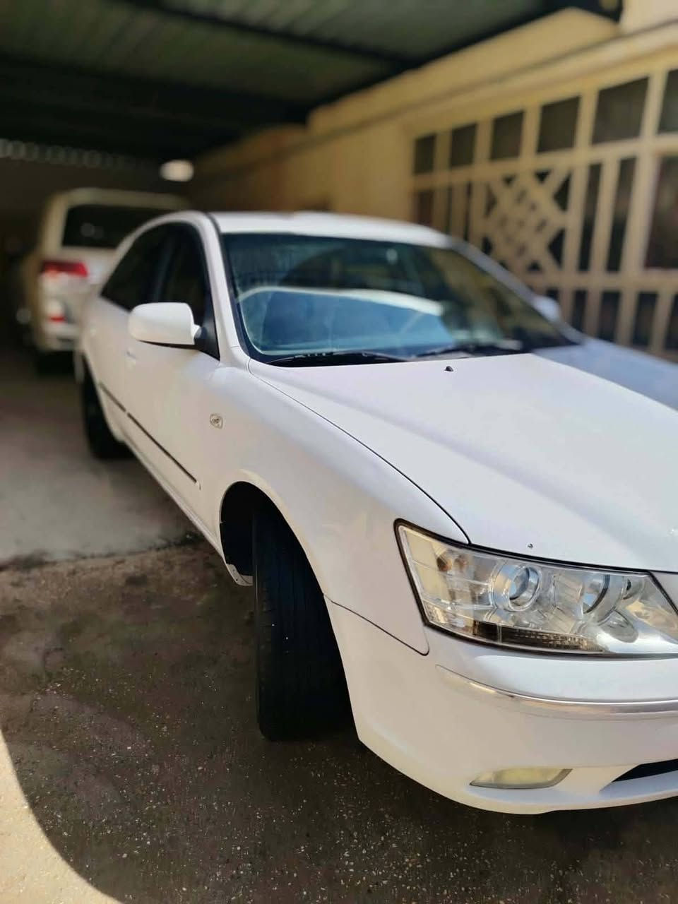 السلام عليكم
سوناتا موديل 2009. محرك كير تدفئة تبريد كهربائيات صدر امامي خلفي رقم دولي أربيل سنوية بسمي  2030
محرك 2000
مكاني بابل 
***********
السعر 122 وبيها مجال
