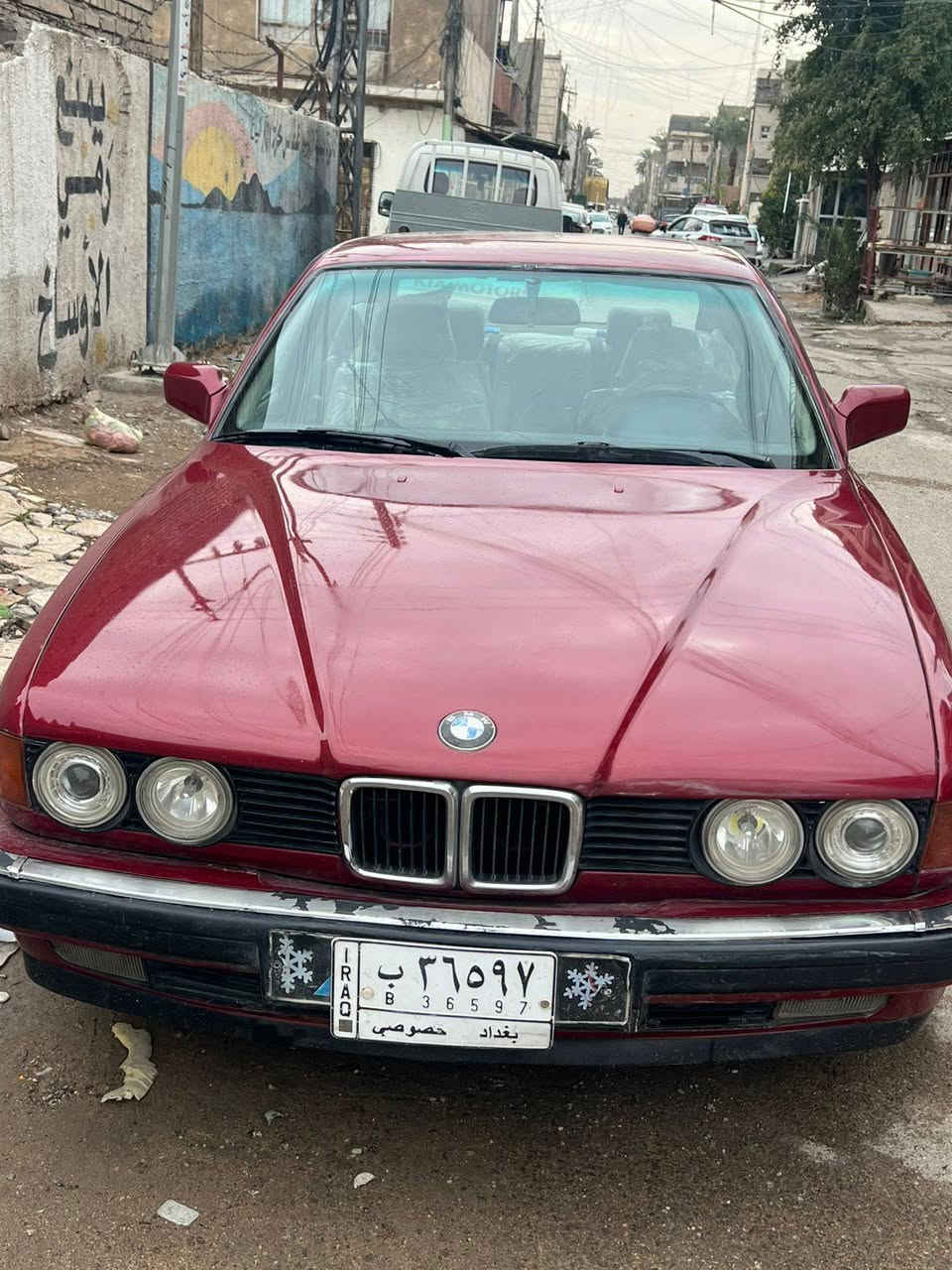 سلام عليكم للبيع بيئم موديل 1992جاهزه مكينه كير تبريد كهربائيات فتحه حداديه داخل جديد صبغ جماليه فقط رقم بغداد تحويل ثاني يوم مكان بغداد بياع لاتصال ***********السعر57
