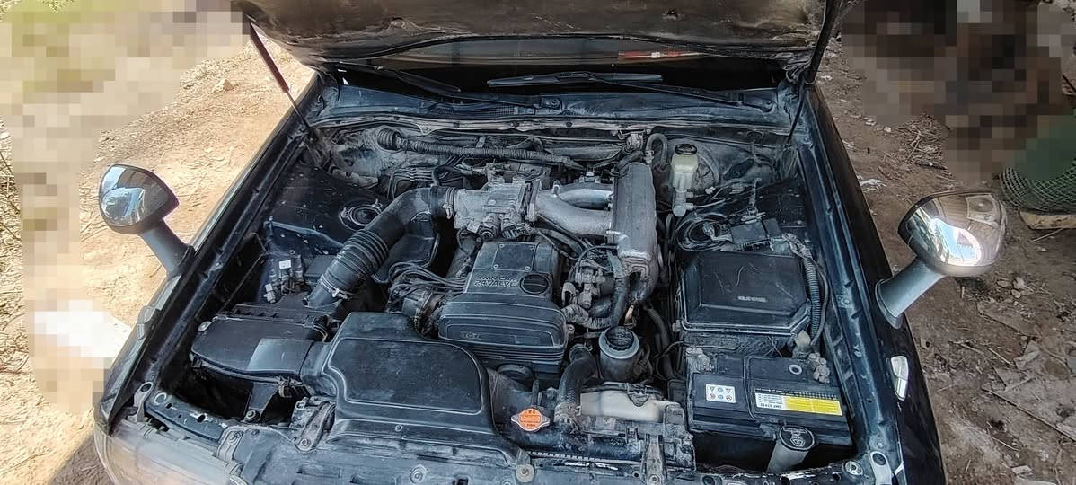 السلام عليكم ورحمة الله وبركاته كراون راس الثور تكم للمراوس ويه سوناتا موديل 9/10سيارة حلوة بسمي نجف مكينه وكير وحداديه جيده جدآ تخم تاير جديد تبريد خمس دكم غرفه جديده تفصيح اليابان بيها ضرر الجاملغ الخلفي بدون داخل ***********مكاني النجف الكوفه العباسيه مراوس فقط
