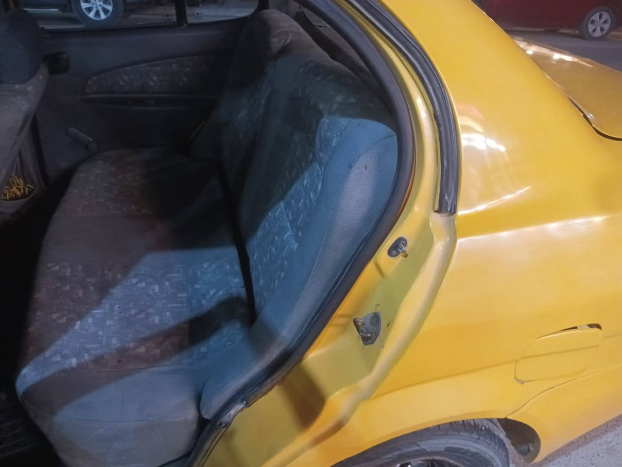 سلام عليكم من رخصت الادمن المحترم سيارة طيبة 2015للبيع او مراوس بسايبا خصوصي تحويل ثانيوم سيارة صدر خلفي وامامي جديد مكينة مجفتة جديد بعدهي عل سحك كير جديد كهربائيات شغالة كشر شوف العين سيارة ينرادلهة شوية ترتيب مطلوبة هيئة وغرامات ينزل من سعرهة تاخذ صافي راعيهة يريد تحويل السعر 32وبيهة مجال اني مكلف بلنشر رقم راعيهة***********
