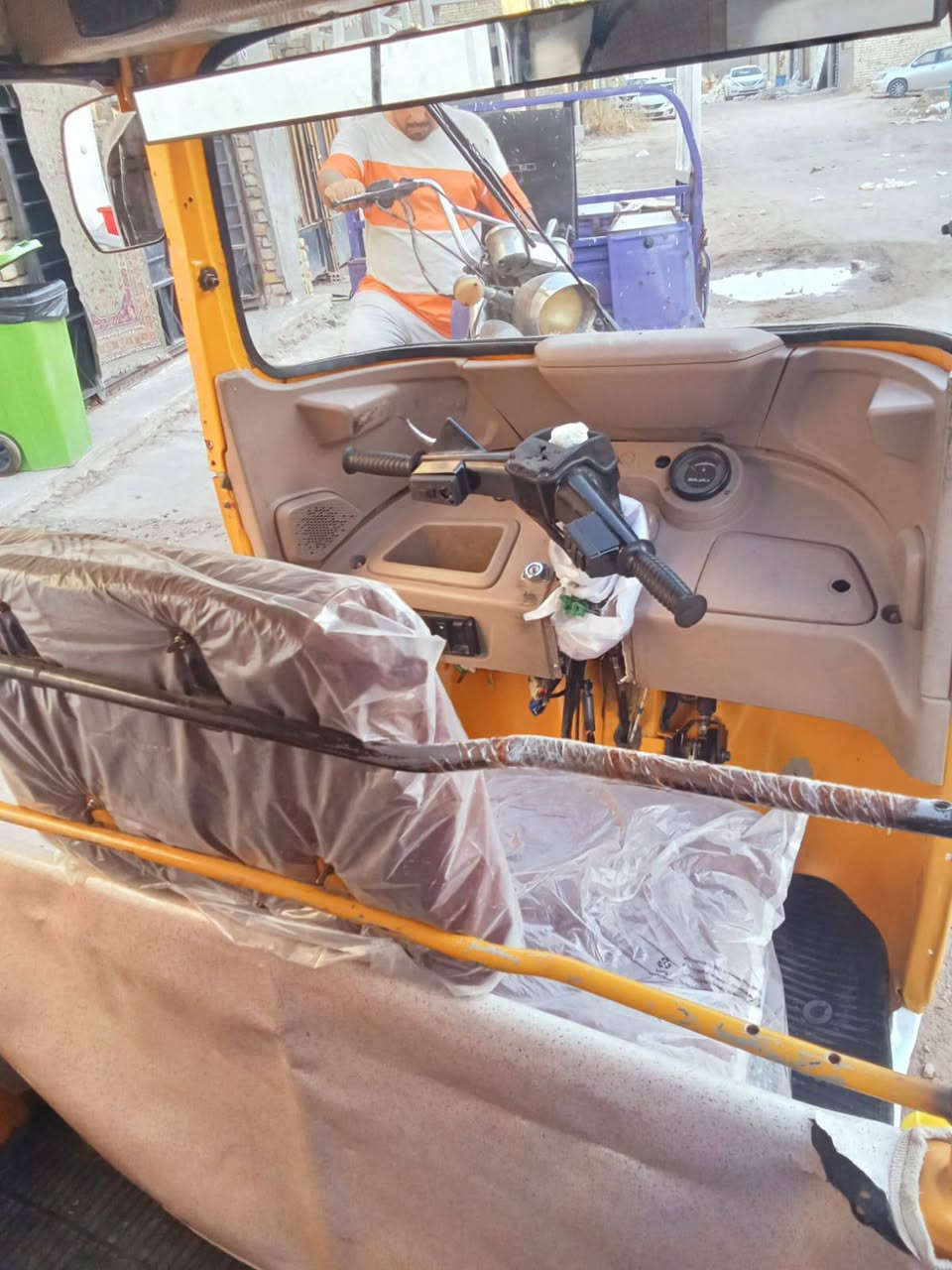 تكتك موديل 21 شهر 11 مكاني جسر ديالى القديم بس دوس مرشوشات السعر 7600 المو شراي لا يخابر والشراي ماقصر ويا رقمي *********** رقم بغداد وسنويه تحويل ثاني يوم
