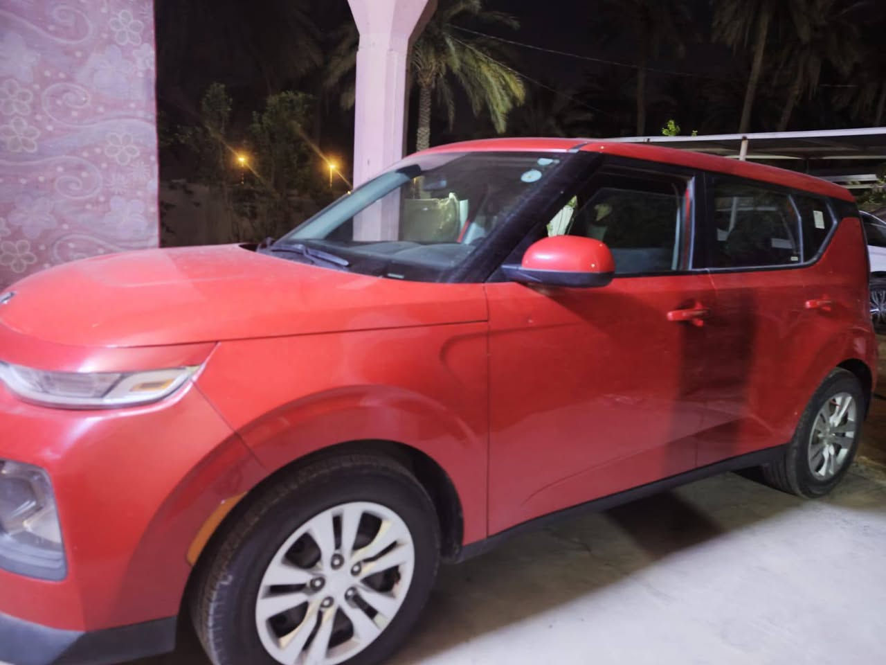 السلام عليكم اخوان عندي كيا صول ٢٠٢٠ رقم اربيل دولي بدون صبغ بدون تبديل وبدون دواخل بيه خشم بنيد بارد وخشم جاملغ بارد فقط ولباقي مكفول 
السعر ١٣٨ وبيه مجال قليل 
مكاني بابل قرب سيطره الاثار ***********
