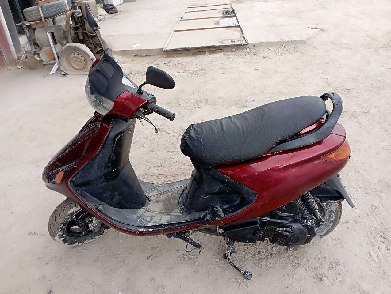 فراشه فحل سلف هندر كهربائيات شغاله
مكان حله قرب جسر الثوره 
***********
