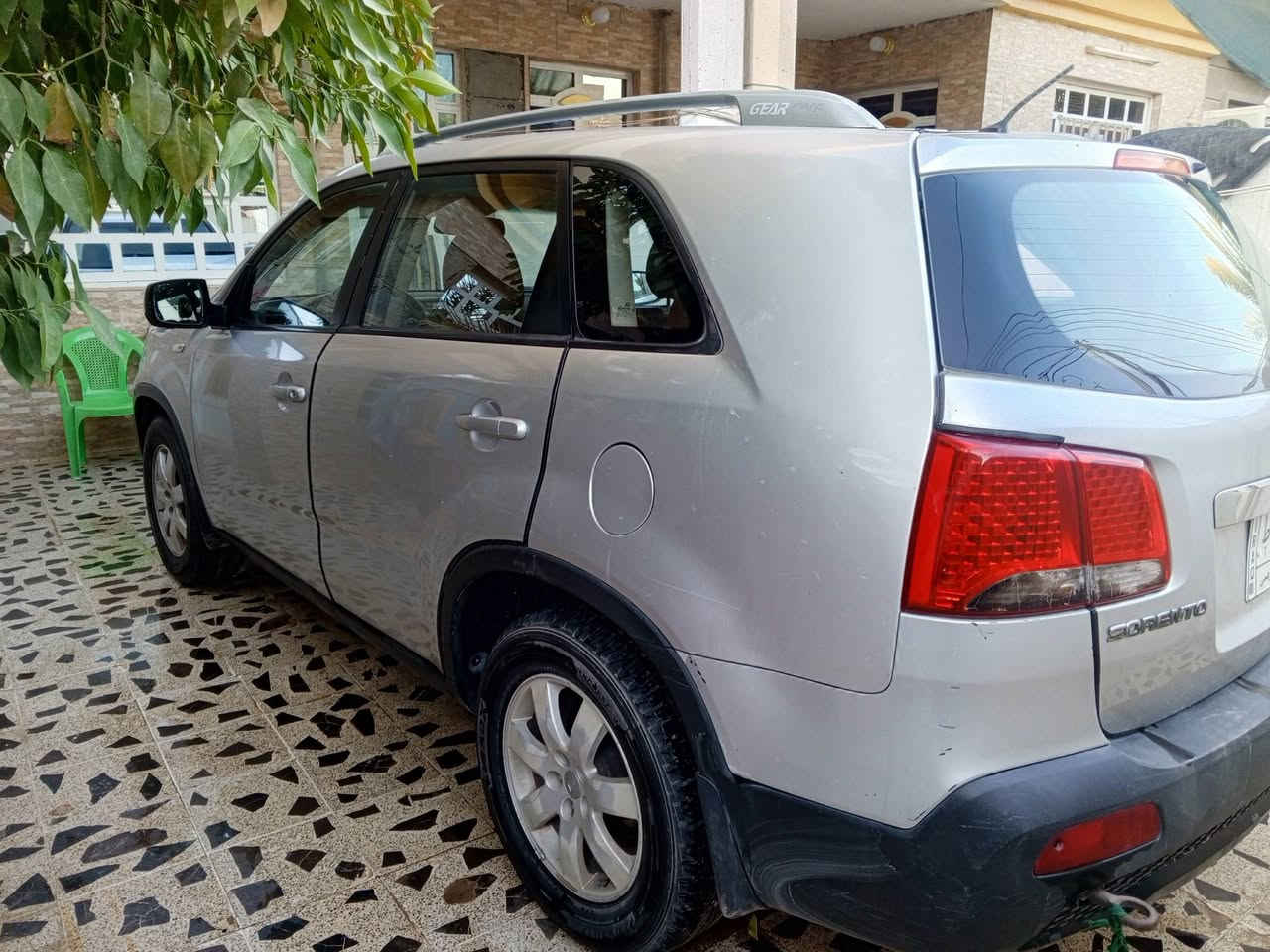 السلام عليكم 
سورنتو 12 خليجي 
محرك 4 دوش 
7 راكب 
السياره مكفوله 
رقم بغداد 
السعر 142
***********
