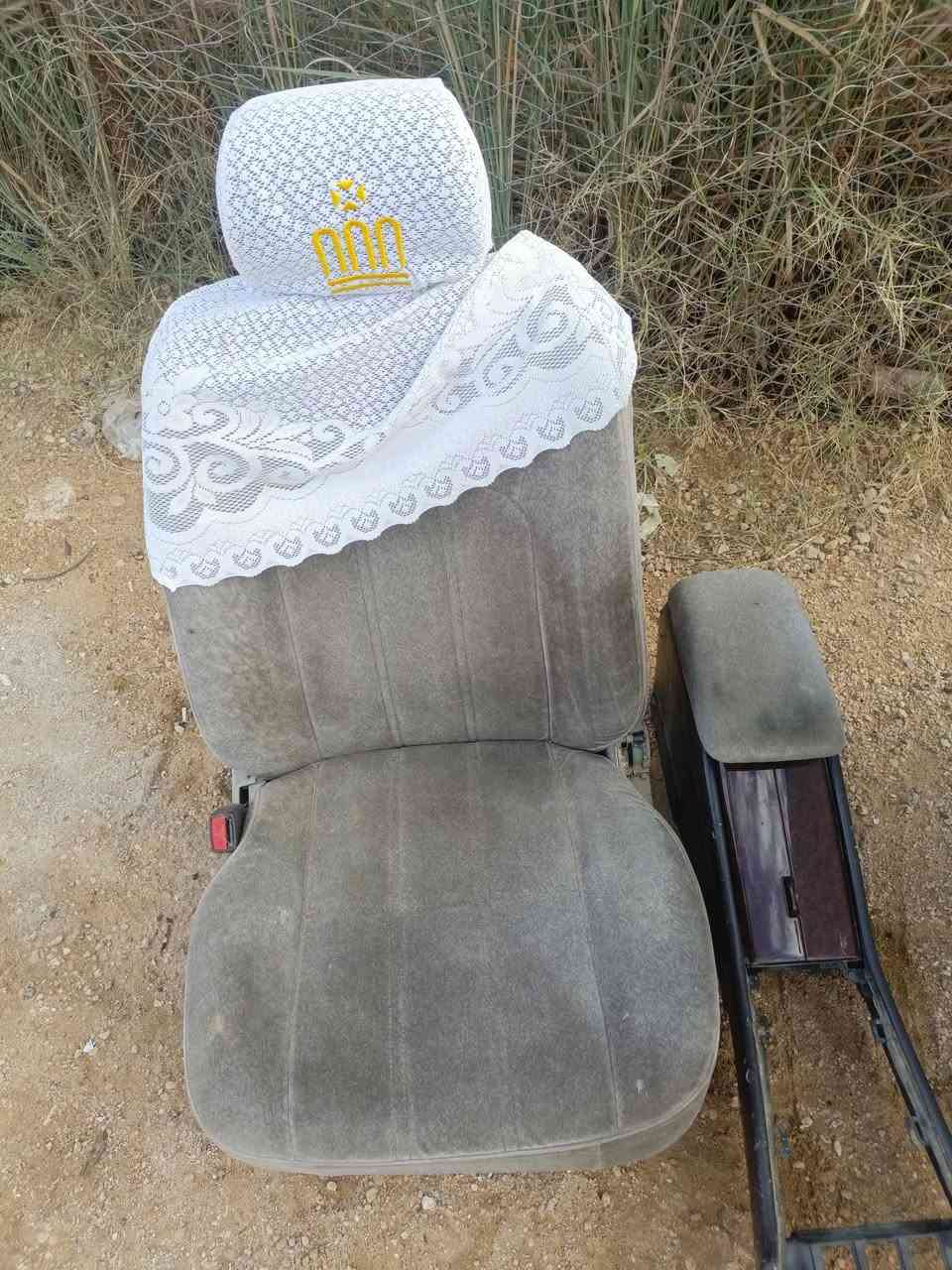 كشنات امامي خلفي وبطاين ولحصان راس الثور فلات عسلي للبيع مكان كربلاء ***********
