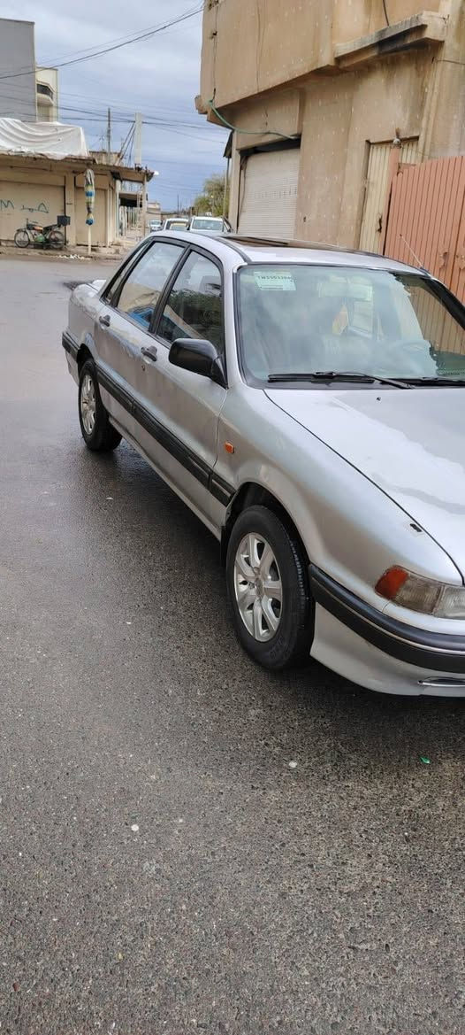 مسيوبوشي كلنت 1988 سيارة نضيفة طخم جديد محرك جديد طخم تاير جديد والنظافة كدام العين بيها معجون بالبوند قليل شرط بدون داخل كابون بانزين
السعر ٣٧ وبيها مجال مكلف بالنشر خابر
***********
***********
