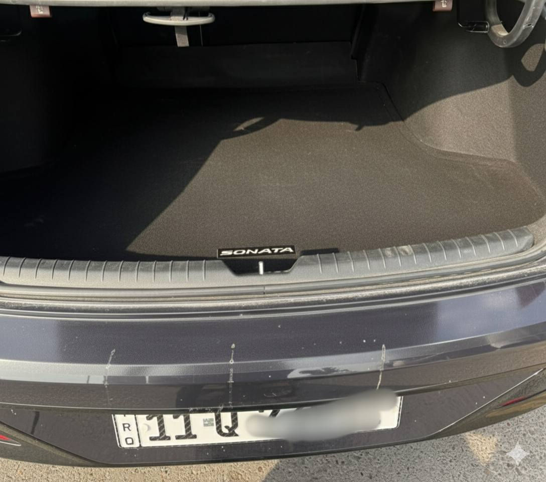 السلام عليكم
سوناتا  موديل 2023 

محرك 2500 
لسياره دخول جديد صارلي سبوع من رقمتهه بغداد بسمي
لسياره جديده بلخير عل ياخذه ماشيه 28 
مواصفات 

بصمه ابواب لمس
رادارات امامي وخلفي وجانبي + توقف تلقائي 
 
اشاير بلمري + نقطه عمياء في المري

شاشه الحجم الكبير انج + تحكم عام عله السياره

كشن السايق وضعيتين خزن ميموري 

حساسات اماميه وخلفيه

نقاط عمياء عند تغير المسار

حساسات با لابواب للتنبيه عند فتح الباب وسياره قادمه من الخلف

قياده ذاتيه 

شاشه رقميه للعدادات ولكيجات متغيره عند تغير نضام القياده 

اربع وضعيات القياده 

نضام المحافضه عله المسار 

شاحن واير ليس لاسلكي 

منافذ للشحن اماميه

تبريد منفصل للراكب ولسائق

دخول ذكي واناره ترحيب

قفل ذاتي عند الابتعاد

فتح الصندوك الخلفي عند الاقتراب

تشغيل عن بعد

اناره led امامة

بك لايت خلفي led

نضام Auto Hold
يعني بلازدحام تضغط لبريك ضغطه وحده وتشيل رجلك تبقه السياره لازمه بريك الحد ماتضغط عل بانزين يله تمشي

هند بريك بصمه كهرباء

بصمه تشغيل

سستم صوت

مثبت سرعه

تدفئة تبريد كراسي

كرسي السايق كهرباء

لسياره حادث امريكا تبديل جاملغ فقط وصبغ ربع البنيد 
السعر 166 
مكاني بغداد البلديات 

***********
