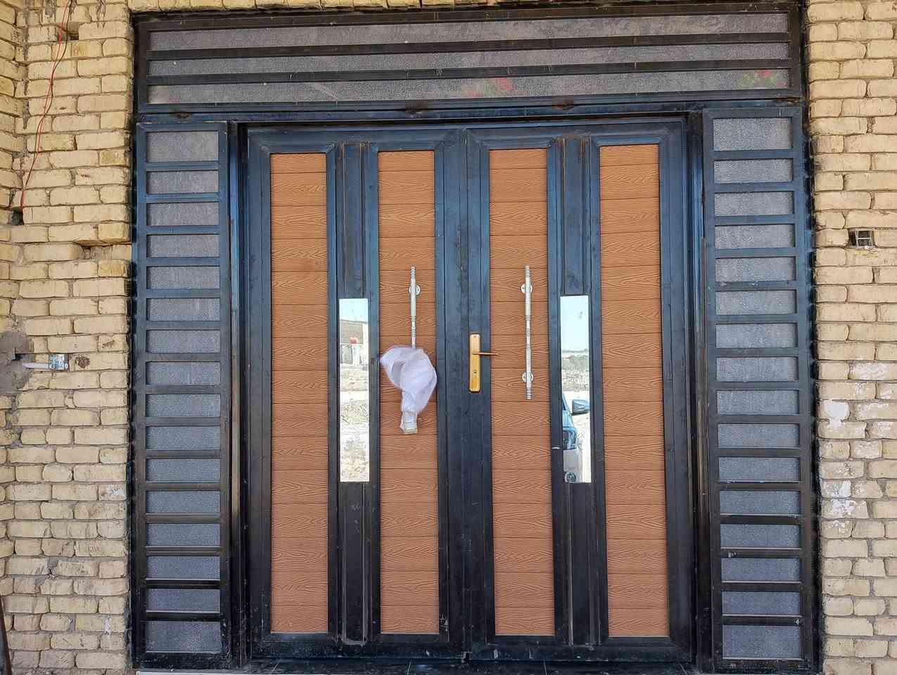 معمل حدادة الأمير بسعار مناسبة  كافة أعمال الحديد***********
