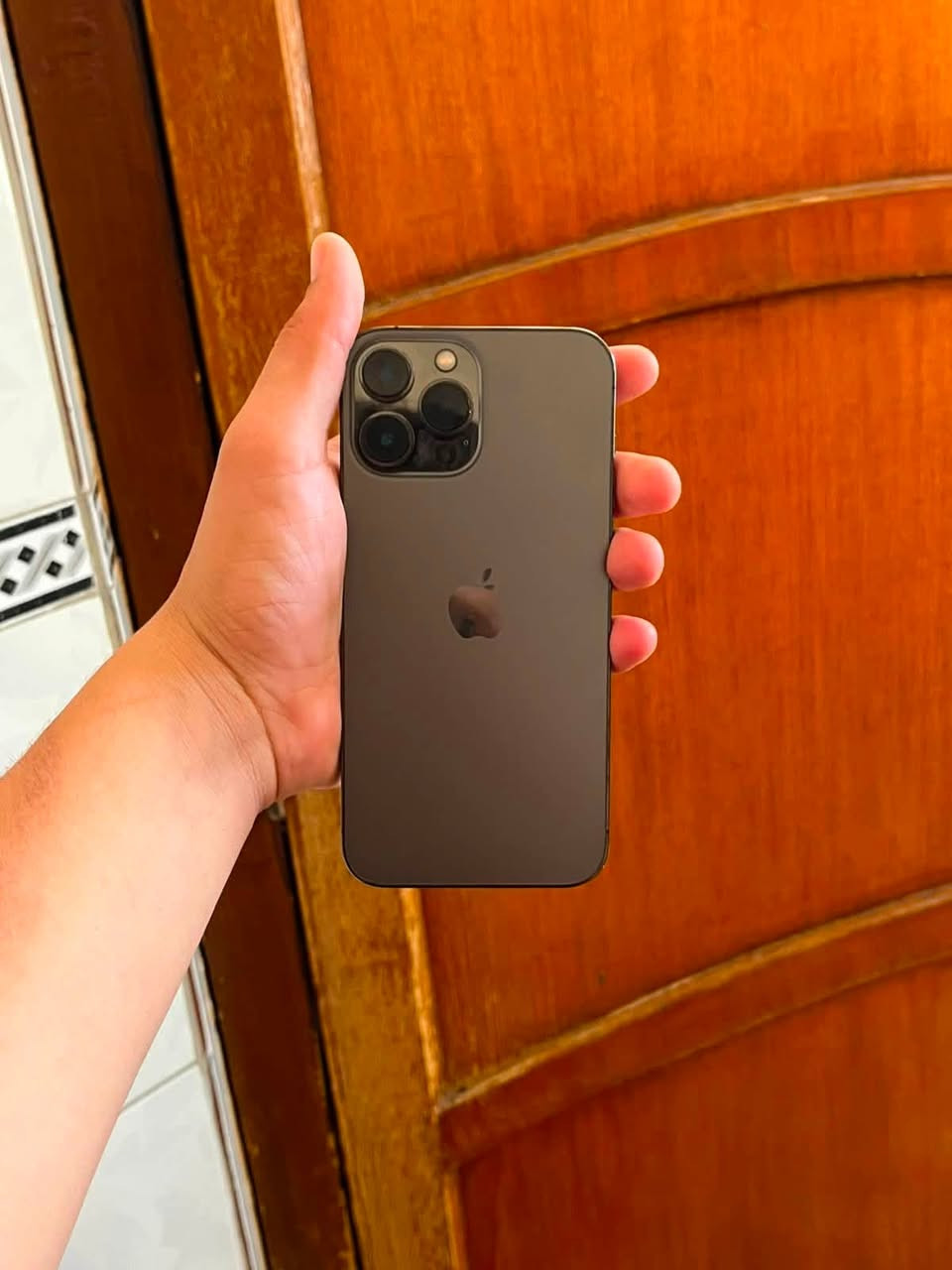 ‏iPhone 13 Pro Max
ذاكرة 256
نظافة 100/100
جهاز مستبدل بطارية فقط (اصليه)
مكاني بغداد 
بياع شراي لا ترسل 
السعر590 وبيه مجال 
***********
